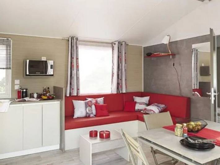 Mobil home pour 4 personnes, avec terrasse et piscine, animaux acceptés dans Plage De La Banche Binic - 2