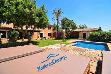 Villa in Santa Maria del Cami, Majorca Center für 8 