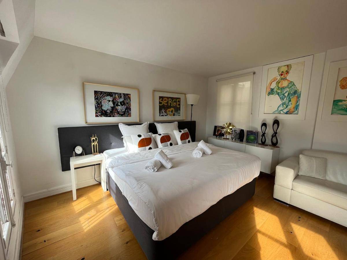 Appartement entier, Two-Bedroom Apartment in Paris 4e Arrondissement, Paris