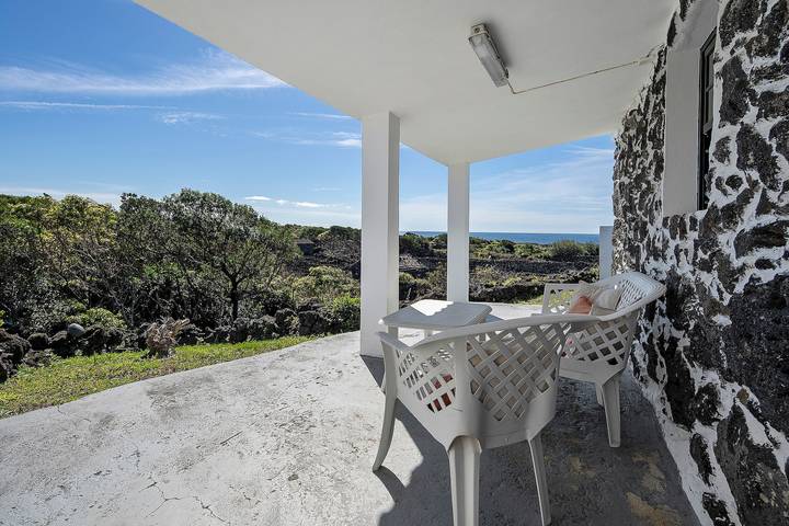 Ferienhaus für 2 Personen, mit Balkon und Garten auf den Azoren