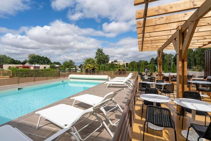 Hotel für 2 Personen, mit Terrasse und Pool, mit Haustier in Caen