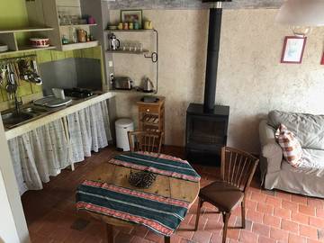 Gîte pour 3 personnes, avec jardin à Bretteville-sur-Ay