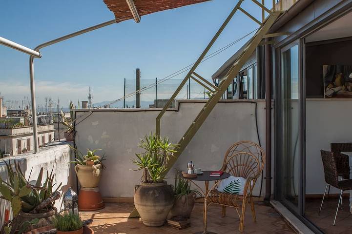 Location de vacances pour 2 personnes, avec terrasse à Rome
