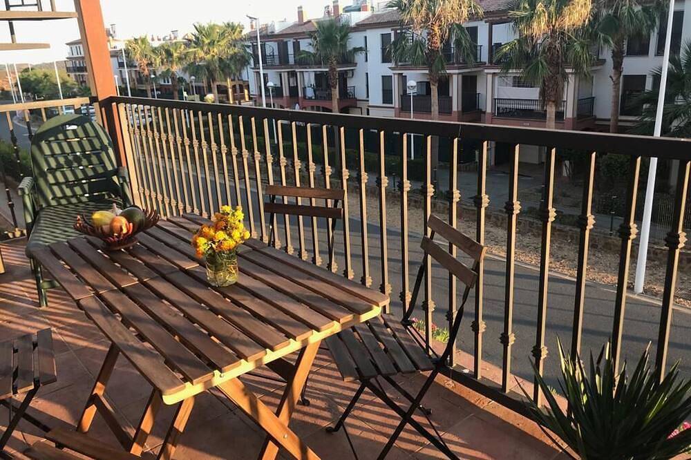 Apartamento entero, Apartamentos Costa de la Luz Bl7 2D Erna Leon y Layla in Urbanizacion Costa Esuri, Ayamonte