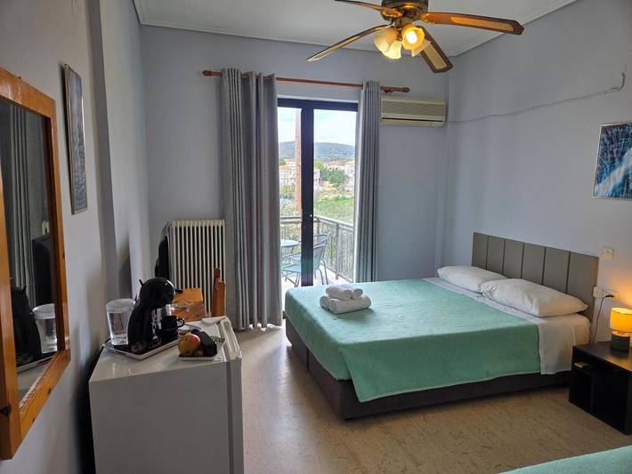 Appart’hôtel pour 2 personnes, avec Balcon et Terrasse ainsi que Jardin et Vue