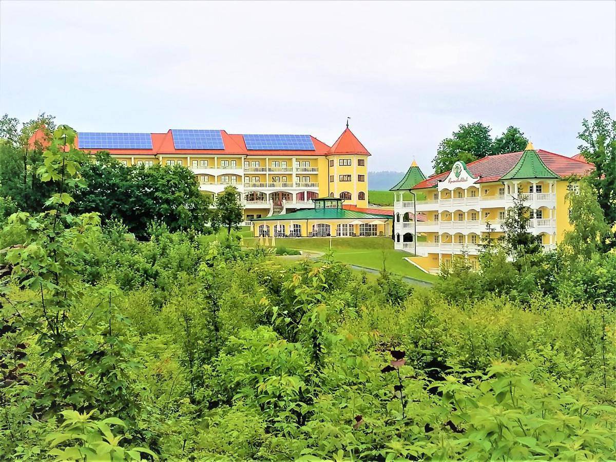 Wellnesshotel Parkschlössl zu Thyrnau Ihr adults only Spa Resort in Thyrnau, Passauer Land