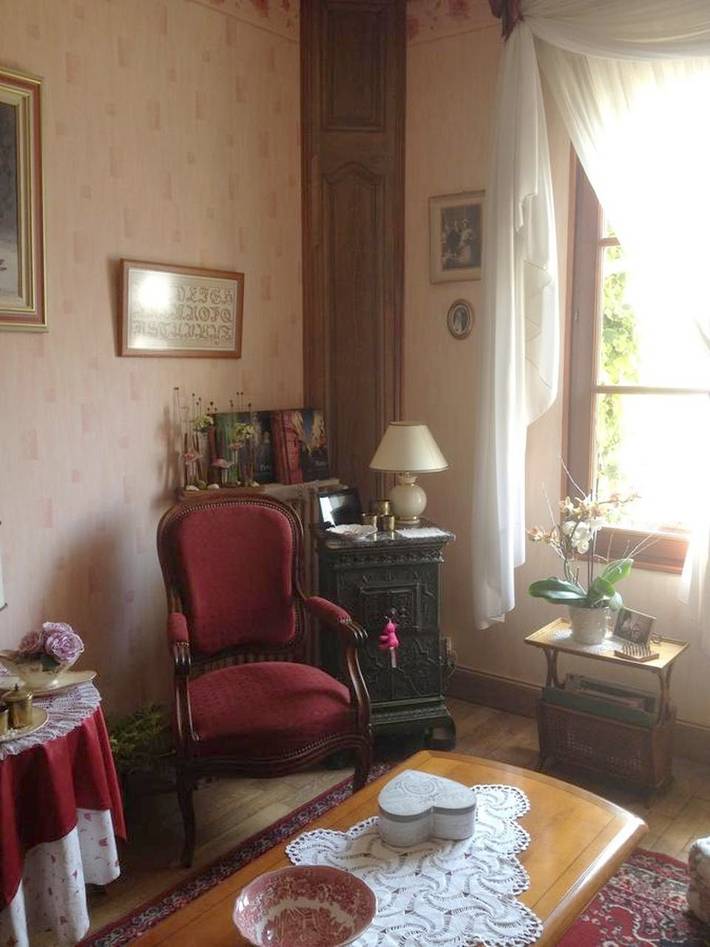 Chambre d’hôte pour 2 personnes, avec Terrasse ainsi que Jardin et Vue dans Verdun