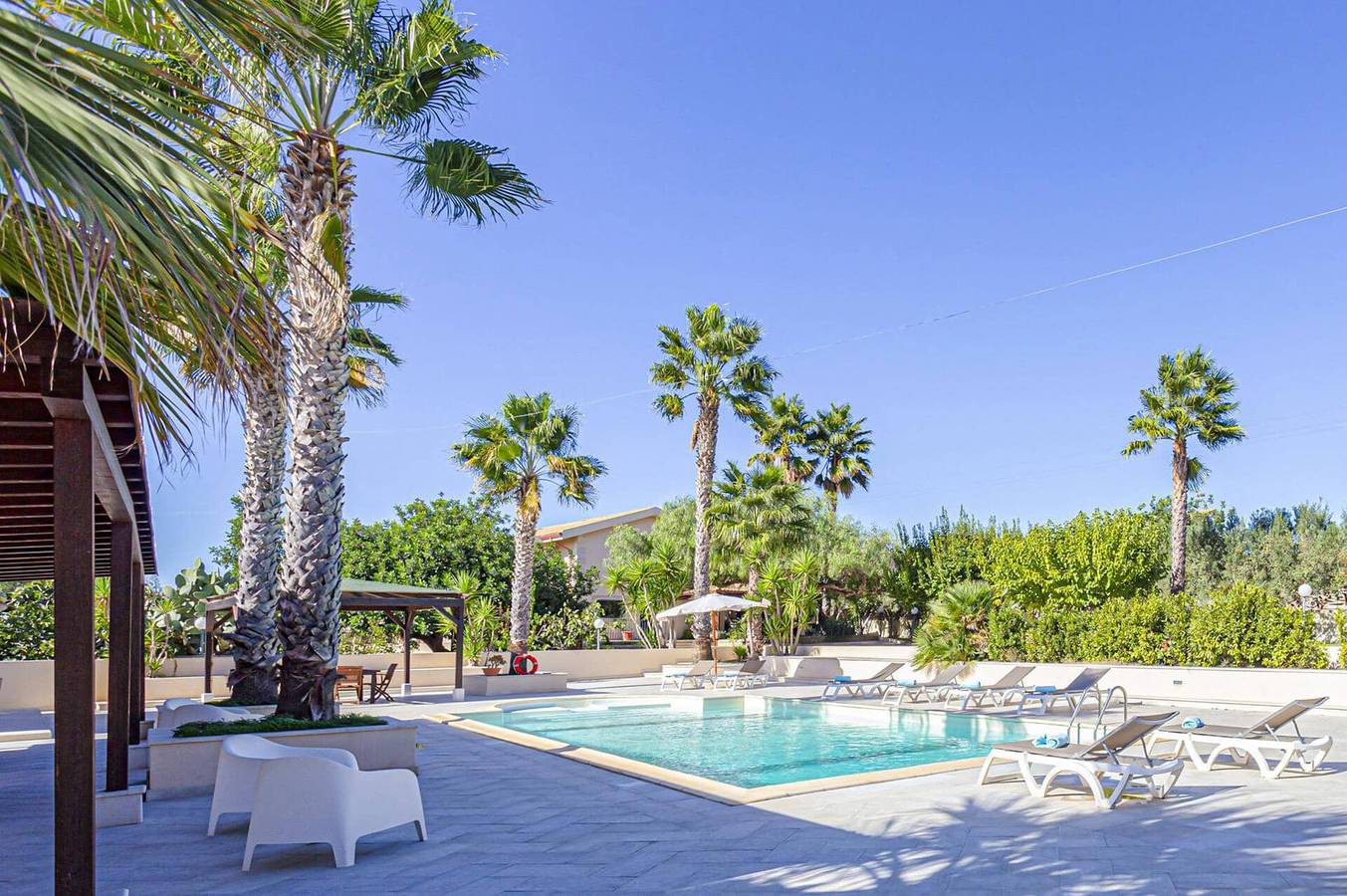Villa Angelica by Villa Plus in Scicli, Provincia de Ragusa