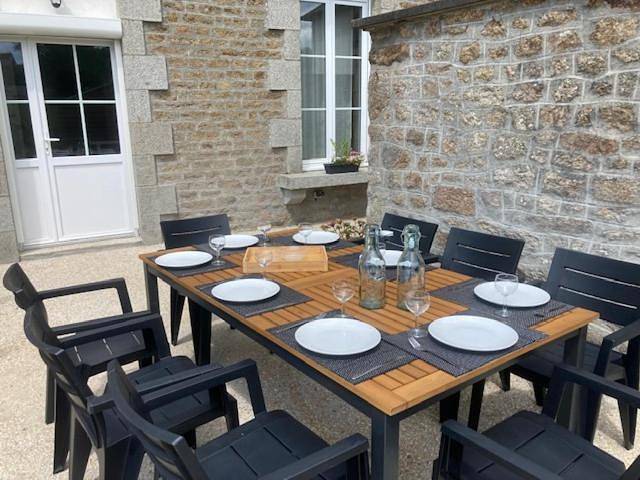 Location de vacances pour 12 personnes, avec jardin à Saint-Fraimbault - 2