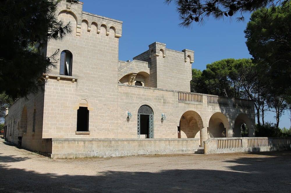 Villa Galeasi - Splendide Villa avec piscine, boulodrome, verdure, détente ... in Grottaglie, Province de Taranto