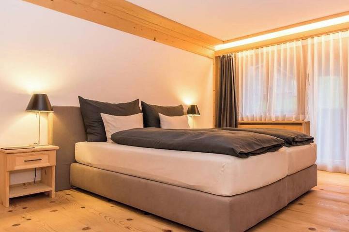 Ganze Wohnung, Les Silenes Appartement/Fewo, Dusche oder Bad, Wc 6-Bettwohnung in Gstaad, Saanen