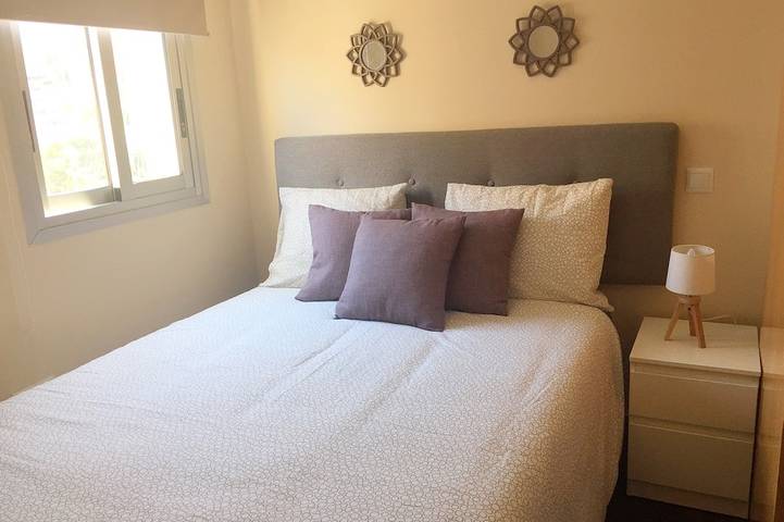 Appartement entier, Super Vues En Costume. Nouveau Avec WIFI Gratuit / Animaux Permis!(4 personnes) in Playa de Levante, Costa Blanca