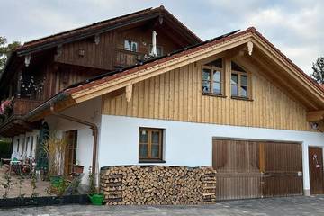 Ferienwohnung für 2 Personen, mit Balkon in Wackersberg