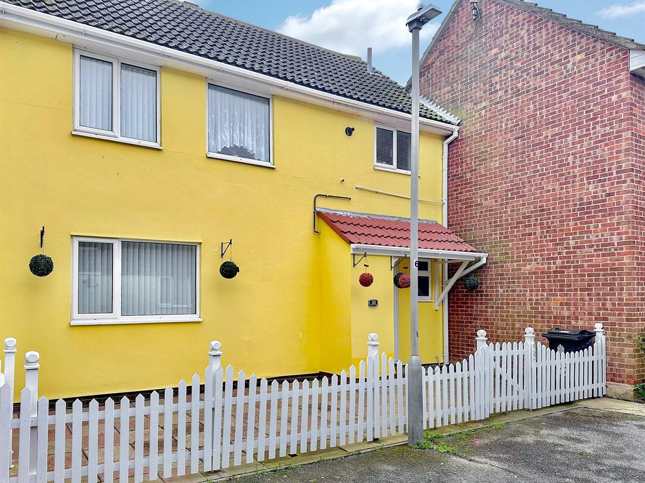 Holiday Rental for 8 People in Clacton-on-Sea, Essex
