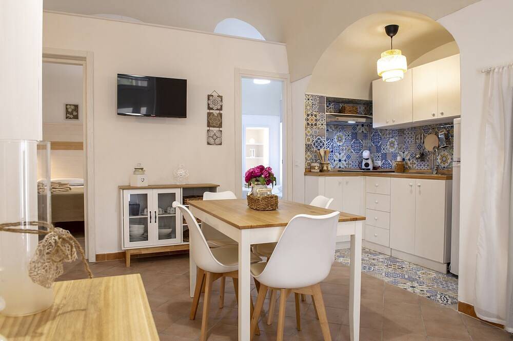 Appartamento intero, Comoda dimora nel centro di Polignano a Mare in Polignano a Mare, Provincia di Bari