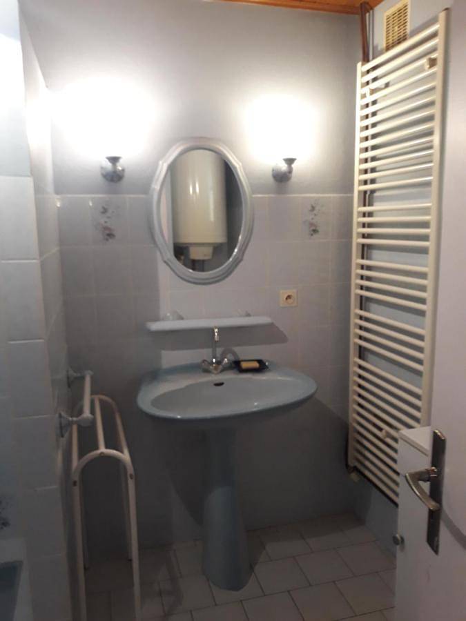 Location de vacances pour 4 personnes, avec jardin et vue, animaux acceptés à Cabrerets - 2