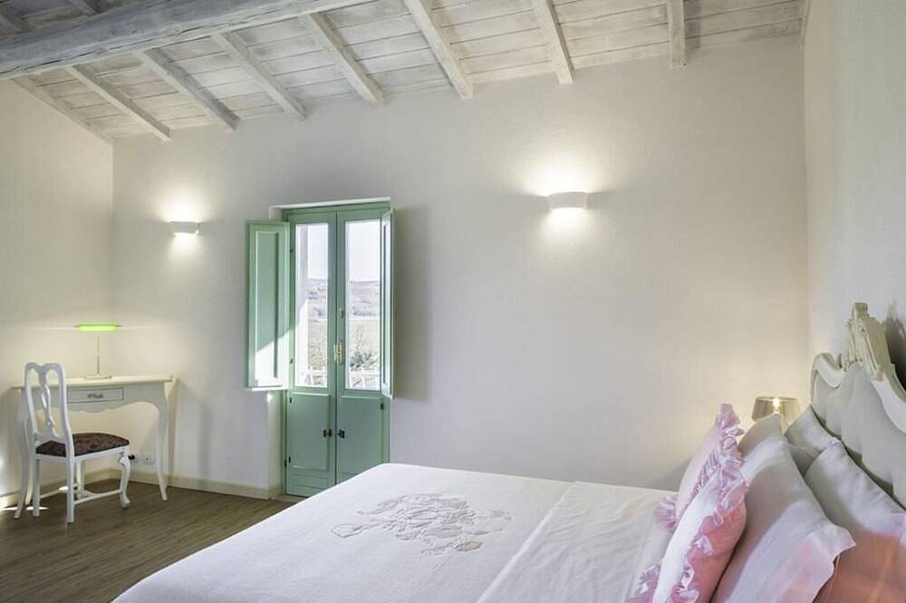 Entire apartment, Il Calato elegant intimate suite in Marsciano, Perugia Province