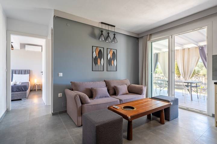 Ferienwohnung für 6 Personen, mit Balkon und Garten auf Korfu - 2