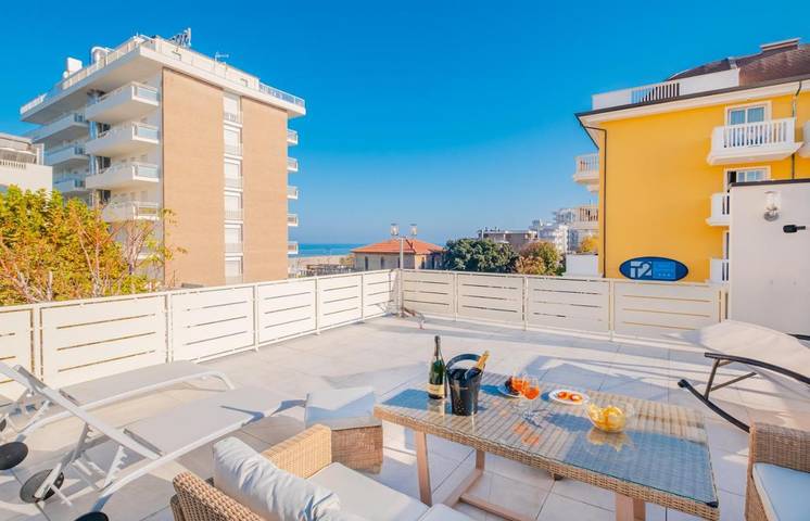 Ferienwohnung für 4 Personen, mit Ausblick und Balkon, kinderfreundlich