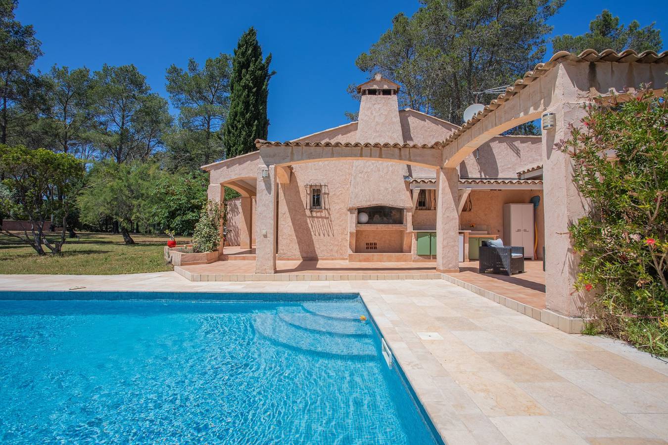 Casa de vacaciones 'La Lieutenante' con piscina privada, Wi-Fi y aire acondicionado in Puget-sur-Argens, Costa mediterránea (Francia)