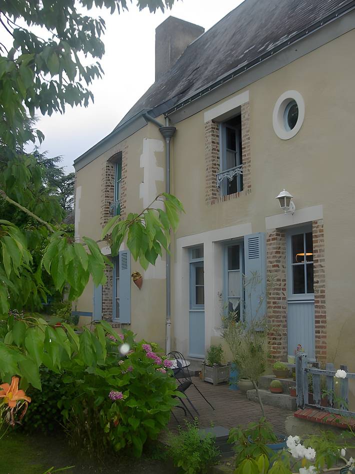 Chambre d’hôte pour 2 personnes, avec Jardin dans la Sarthe - 4