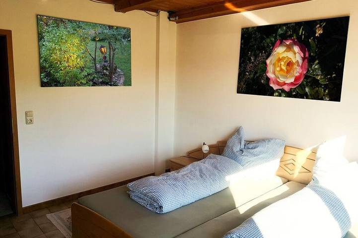 Ferienhaus für 6 Personen, mit Whirlpool und Sauna sowie Garten und Balkon, mit Haustier im Ostallgäu - 3