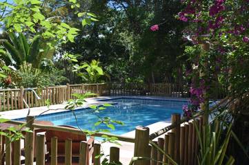 Chambre d’hôte pour 2 personnes, avec jardin et vue ainsi que piscine et bassin pour enfant à Trancoso