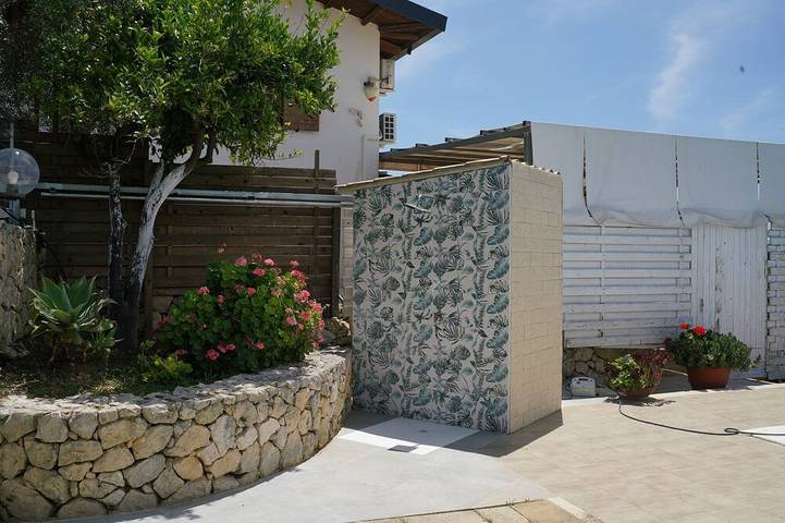 Villa belfronte with private pool in the green can accommodate large groups in Syracuse, Province de Syracuse
