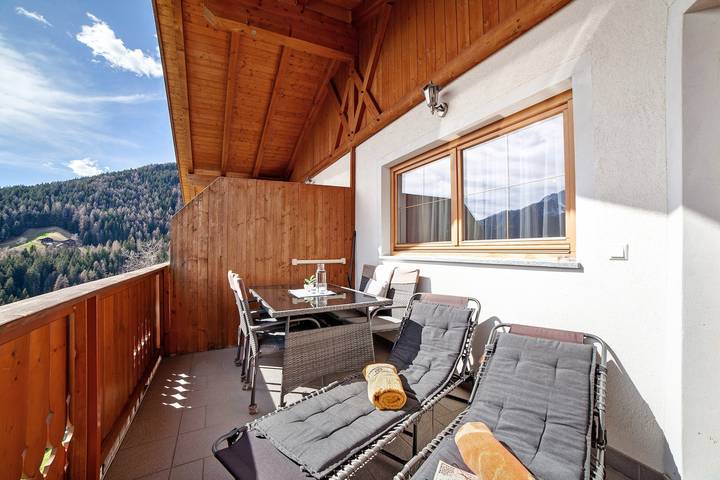 Appartamento per 6 persone, con Balcone e Giardino a Val Senales