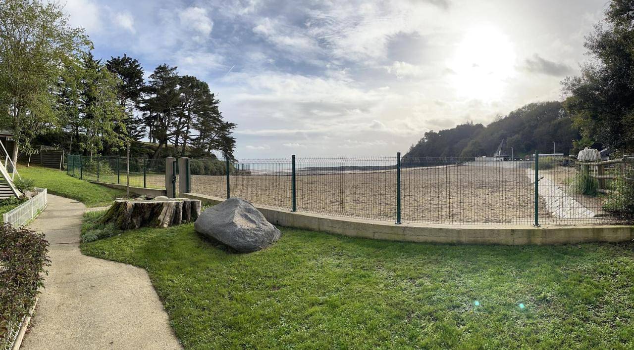 Appartement entier, Apartment with Sea View in Étables-sur-Mer, Côte de Goëlo