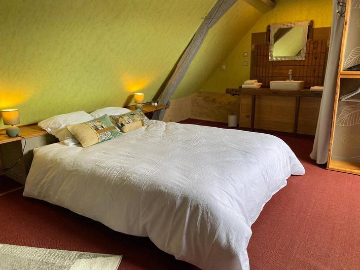 Location de vacances pour 8 personnes, avec piscine et jardin à Saint-Avit-de-Vialard - 4