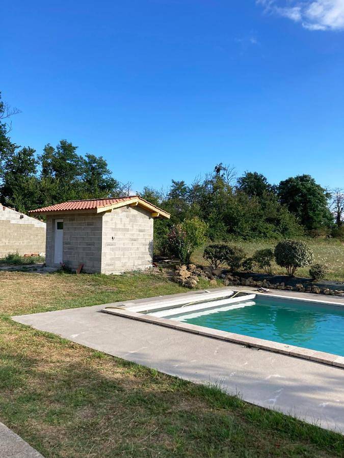 Gîte pour 3 personnes, avec jardin ainsi que vue et piscine à Bazas - 2
