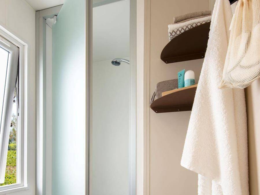 Flower Camping Le Saint Michelet - Mobilheim 4 personen - 2 Zimmer Venus Confort 22m² - Klimaanlage in Goudargues, Nimes und Umgebung