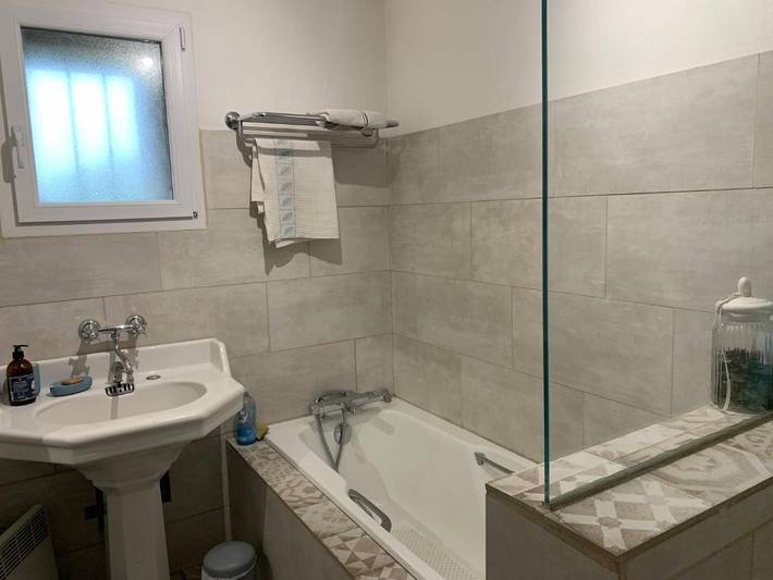 Chambre d’hôte pour 2 personnes, avec jardin ainsi que piscine et vue à Cavaillon - 4