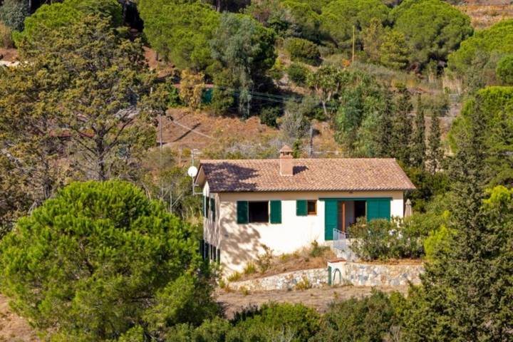 Ferienhaus für 8 Personen, mit Garten in Lacona - 3