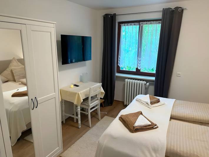Gîte pour 8 personnes, avec jardin à Titisee-Neustadt - 2