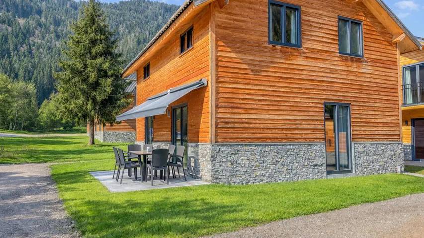 Ferienhaus für 9 Personen, mit Garten und Sauna, mit Haustier