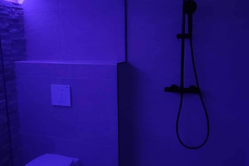 Charming luxurious cottage with a jacuzzi and Ac on the Hungarian countryside. in Szigetvári járás