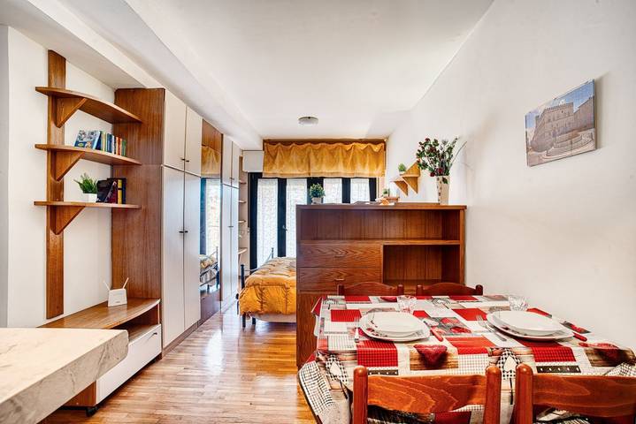 Appartamento intero, Guesthost - Lovely Studio with balcony in Perugia in Perugia, Perugia e dintorni