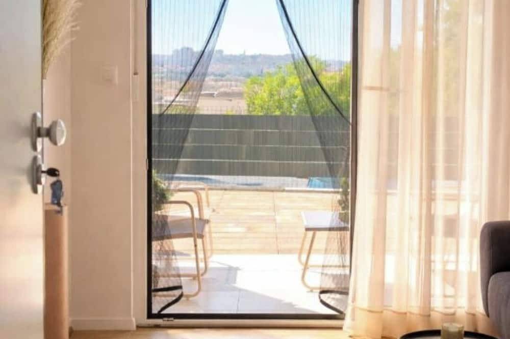 Hel leilighet, Nashi tree garden Apartmen near Split in Klis, Split-Dalmatia