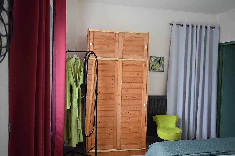 Casa rural (edificio anexo) y estacionamiento para uso privado Rougegoutte in Sainte-Famille, Parque natural regional de los Ballons des Vosges