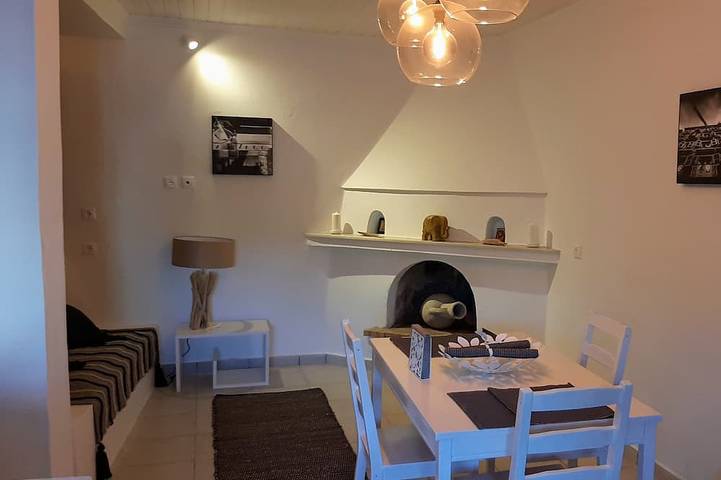 Location de vacances pour 5 personnes, avec balcon dans Liapádes