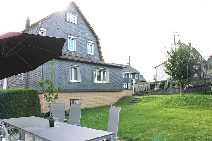 Ferienhaus für 10 Personen, mit Balkon und Garten sowie Sauna, mit Haustier