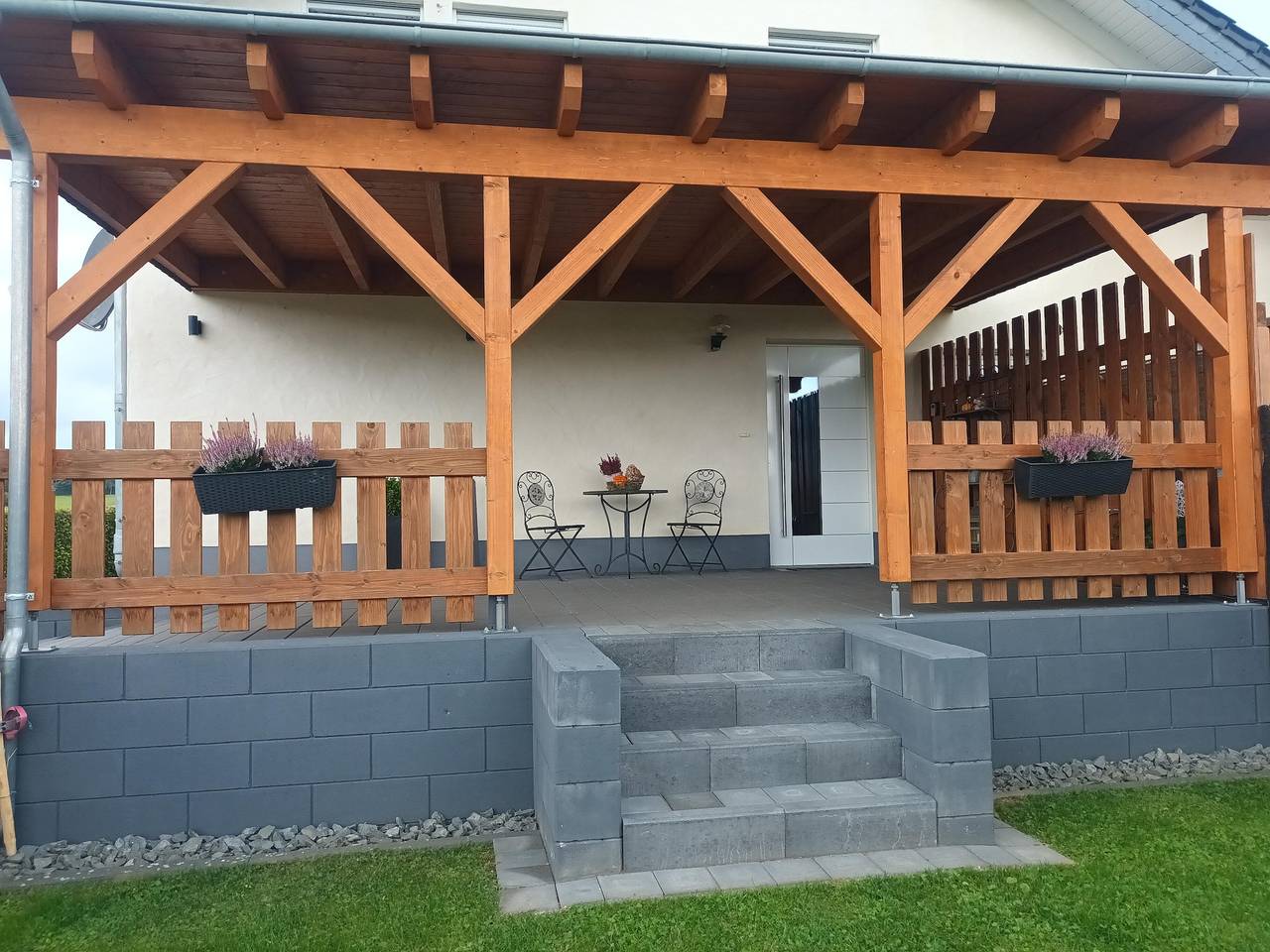 Entire holiday apartment, 2-Bett-Ferienwohnung Dusche/Wc, 1 Schlafraum in Hümmel, Ahr Valley