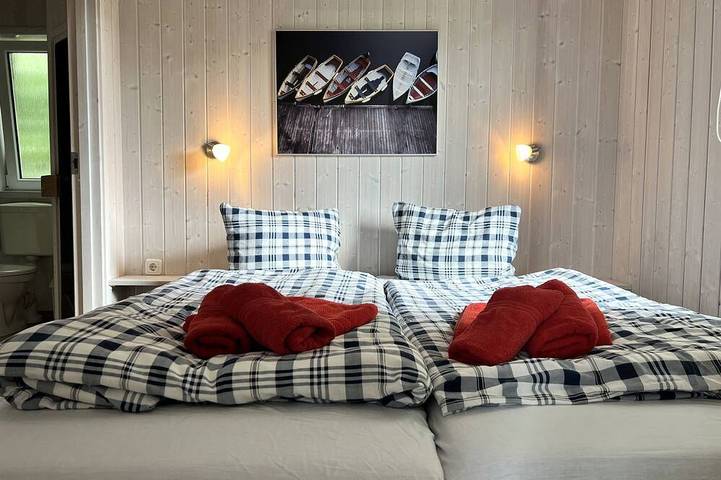 Ferienwohnung für 4 Personen, mit Pool und Sauna sowie Terrasse und Garten in Ahrensburg - 3