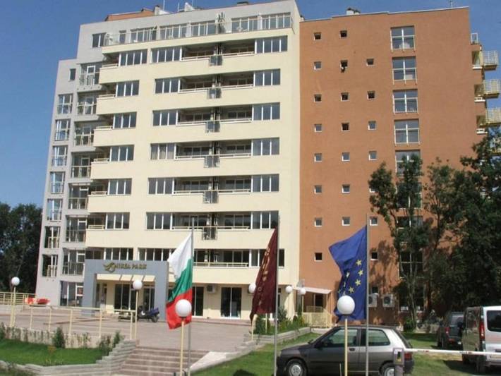 Apartament wakacyjny dla 3 osób, z widok i basen oraz ogród, zwierzęta dozwolone w Złote Piaski