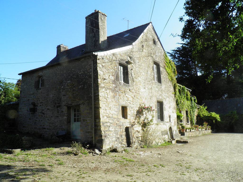 Chambres d'hôtes - Chambre 1 in Dirinon, Région de Brest