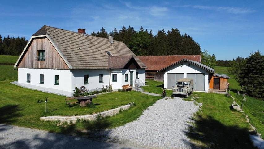 Ferienhaus für 8 Personen, mit Sauna und Garten sowie Ausblick