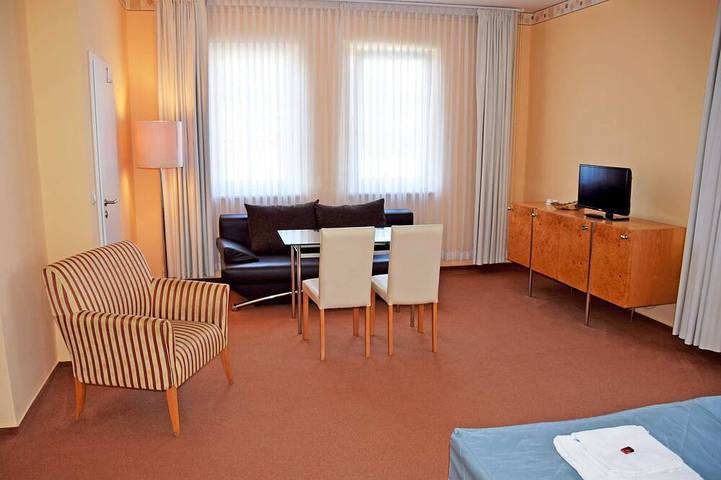 Strandhaus für 3 Personen, mit Garten in Lobbe - 3