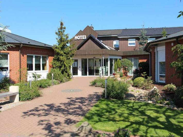 Ferienwohnung, mit Terrasse und Garten